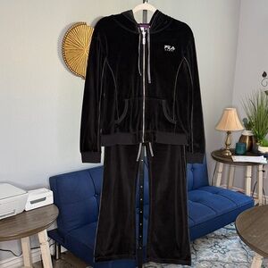 Fila Black Velour Zip-up Hoodie & Pant Set size Large